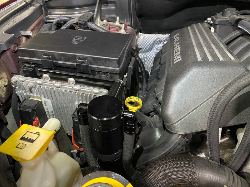 Oil Catch Can Durango 5.7 & Grand Cherokee 6.4 (2018–2023) | UPR Billet-2